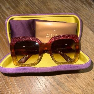 Gucci Red and Gold Women's Sunglasses